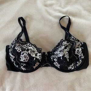 VICTORIA’S SECRET Black Lace Unlined Underwire Bra 34DD